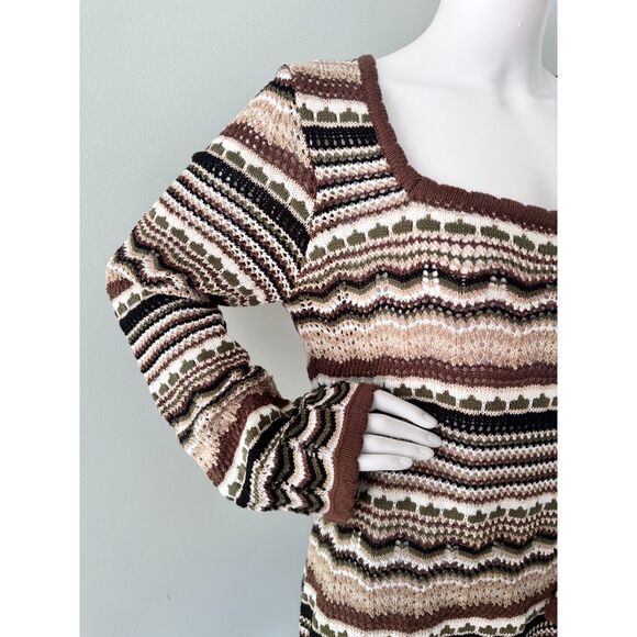 Pink Lily Crochet Knit Multi Color Bell Sleeve Dress size Large Boho Chic Style - Picture 5 of 7